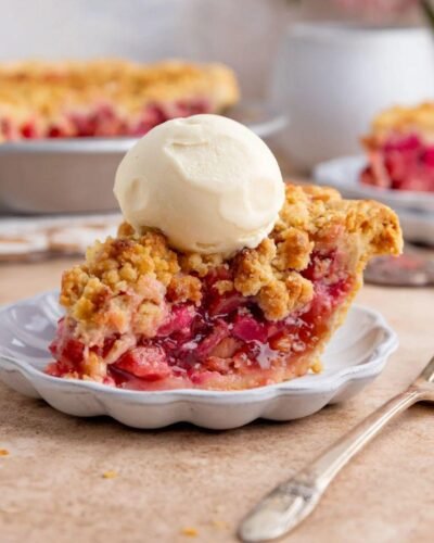 Rhubarb Crumble